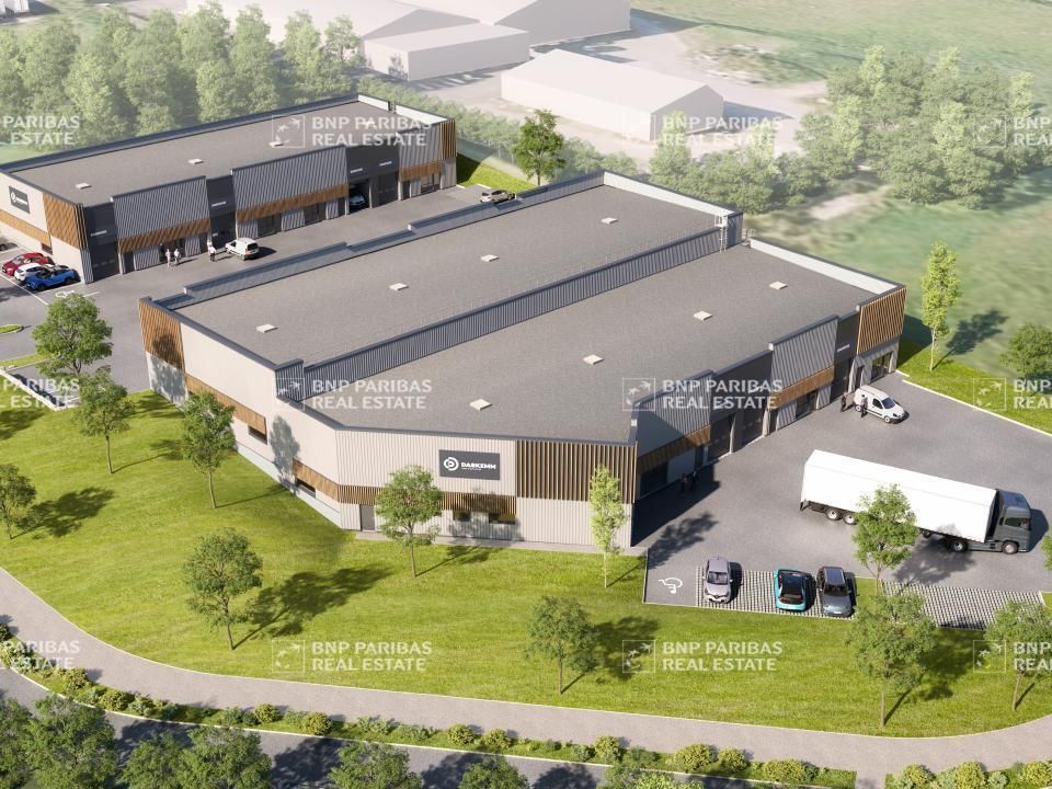 Vente Activité 2216.47 m² divisibles 35500 Vitre