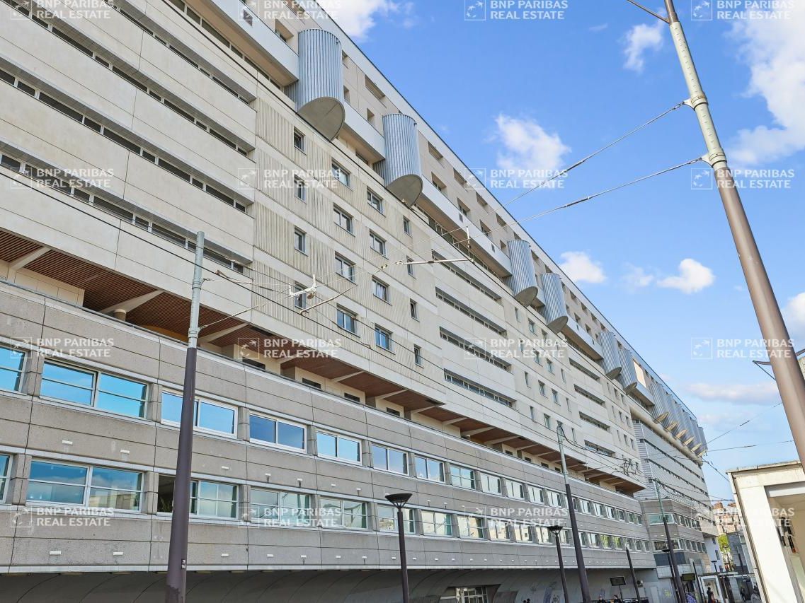 Vente Bureaux 785.6 m² non divisibles 75019 Paris