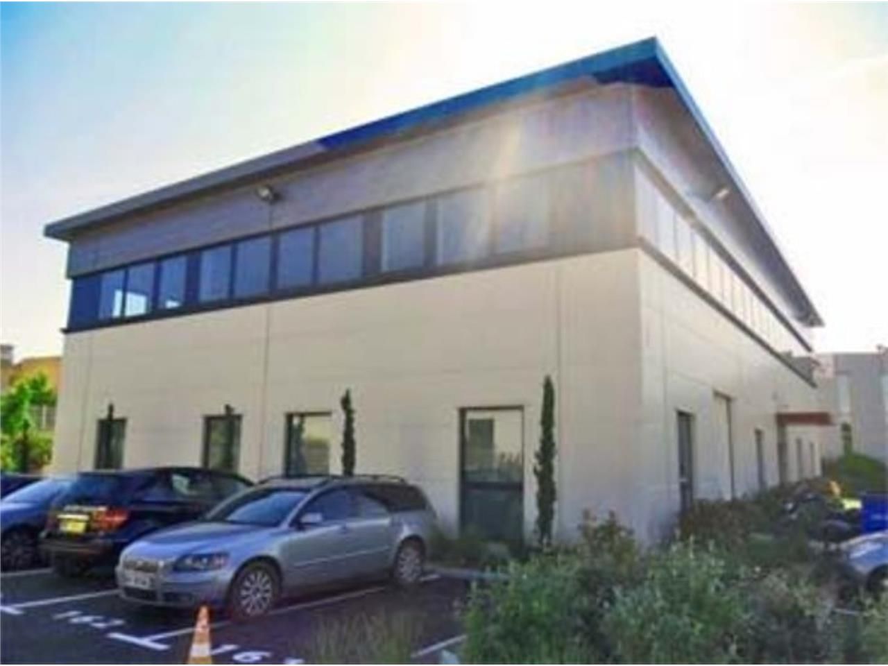 CBRE vous propose des bureaux à la location à par