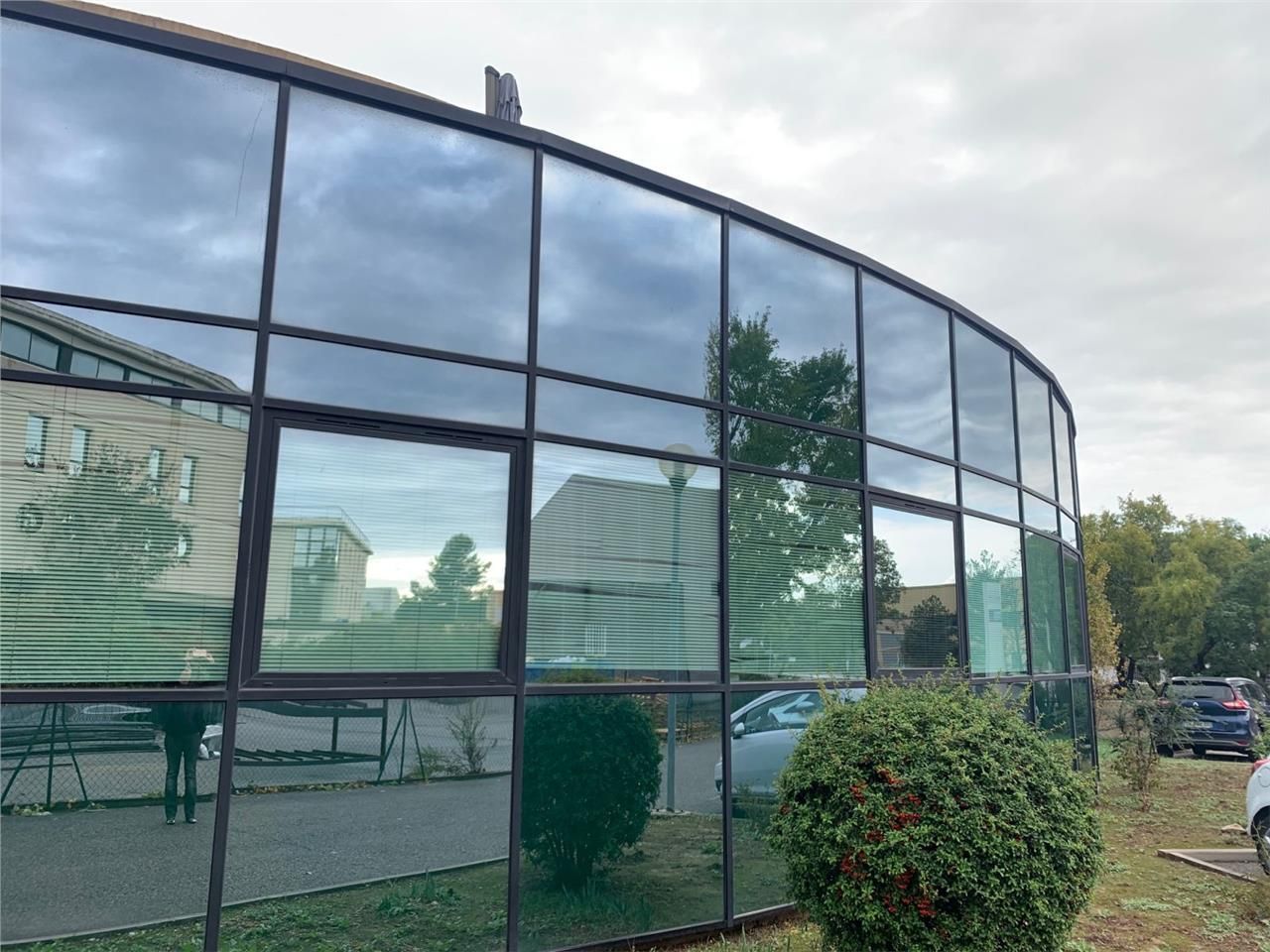 Rare : Au coeur du Pôle d'Activité d'Aix en Prove