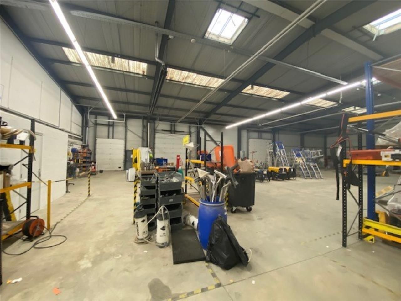 CBRE vous propose un bâtiment indépendant de 130