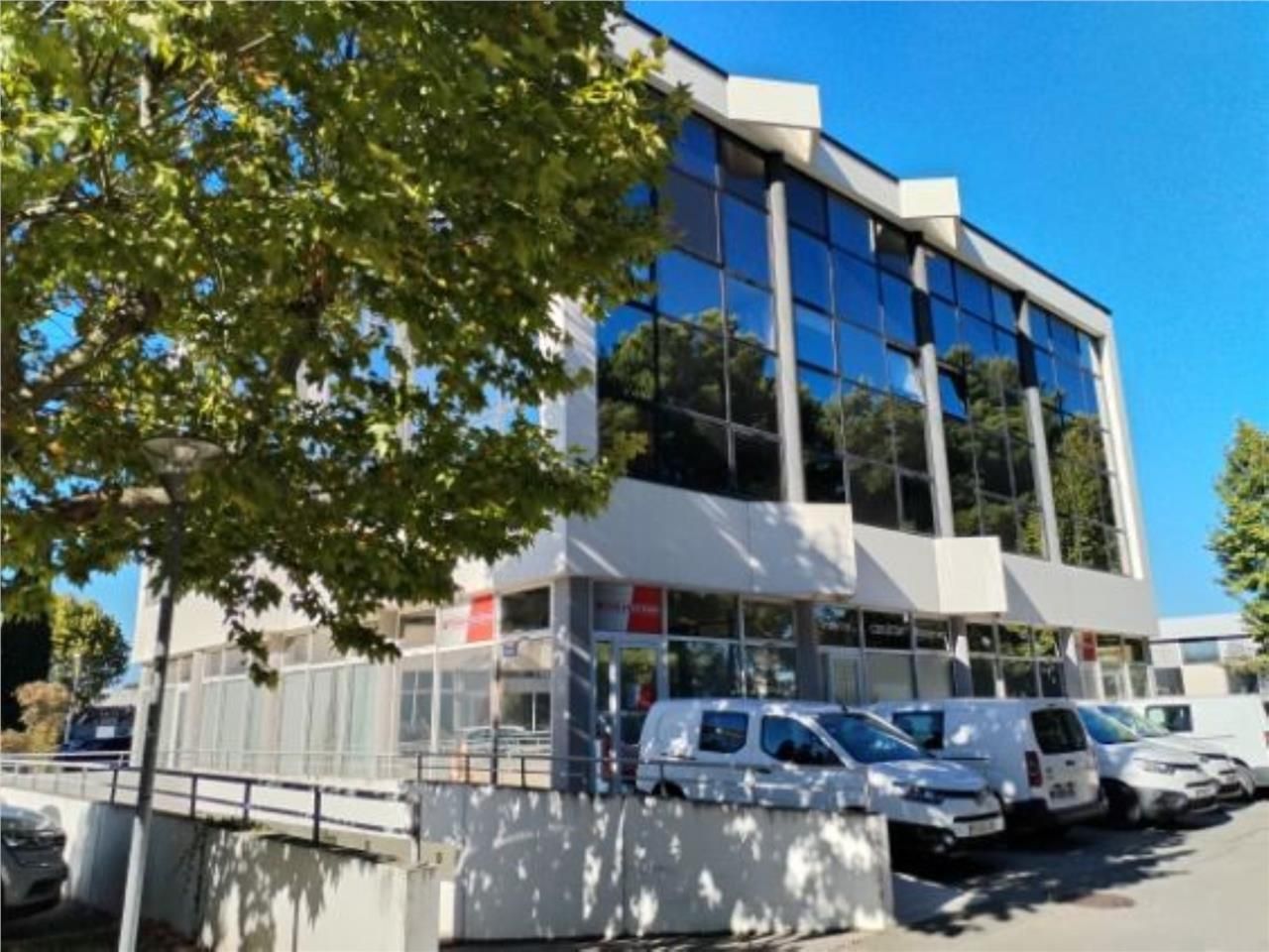 CBRE vous propose des surfaces de bureaux à la lo