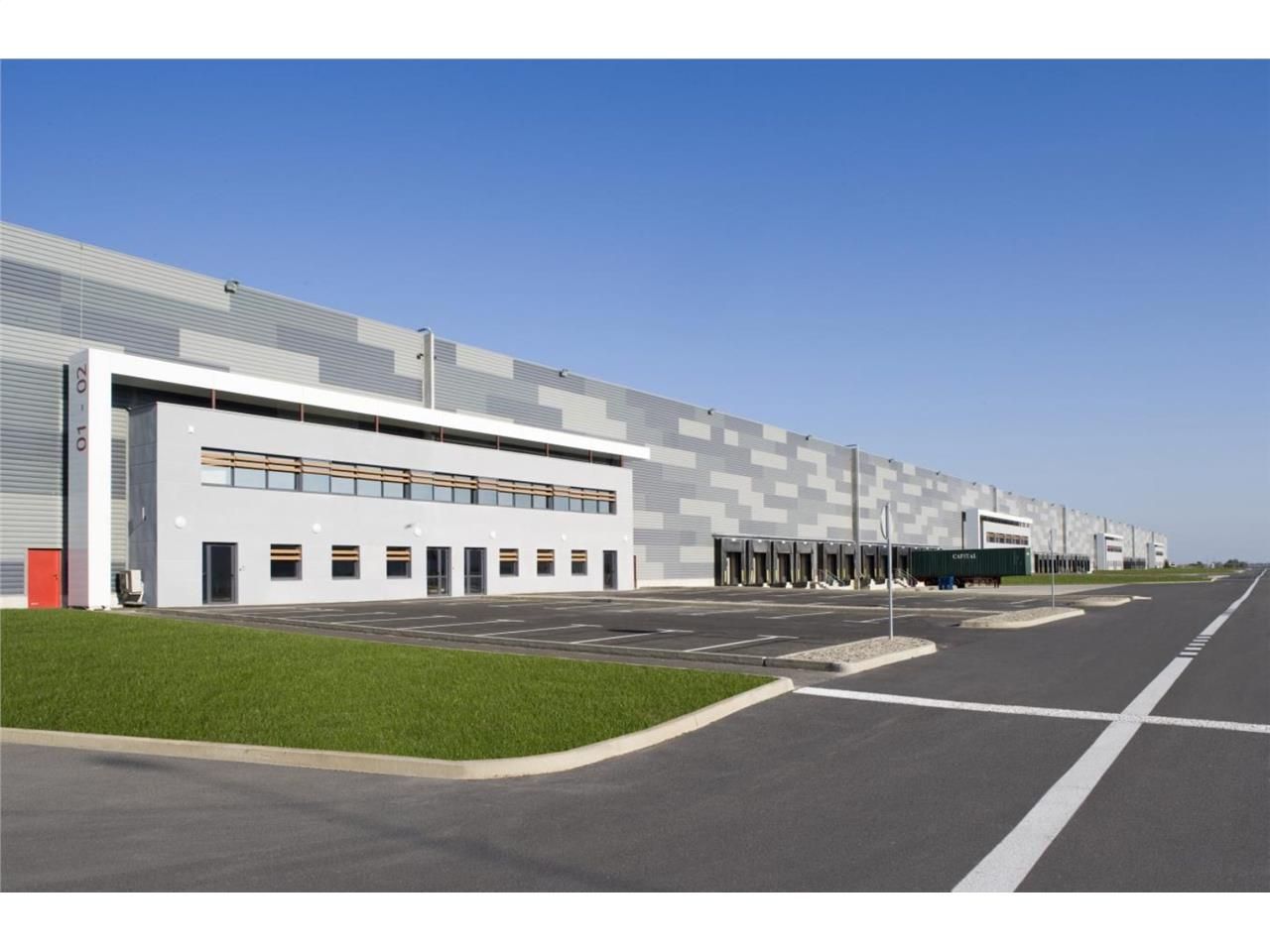 CBRE vous propose un entrepôt traversant de class