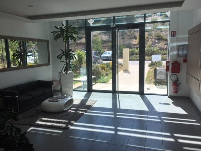 Au sein d'un site récent de très grande qualité, 