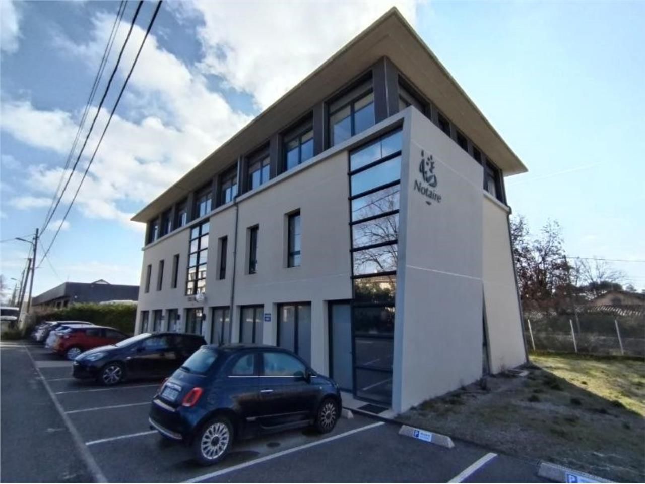 CBRE vous propose des bureaux de 44 m² environ à 