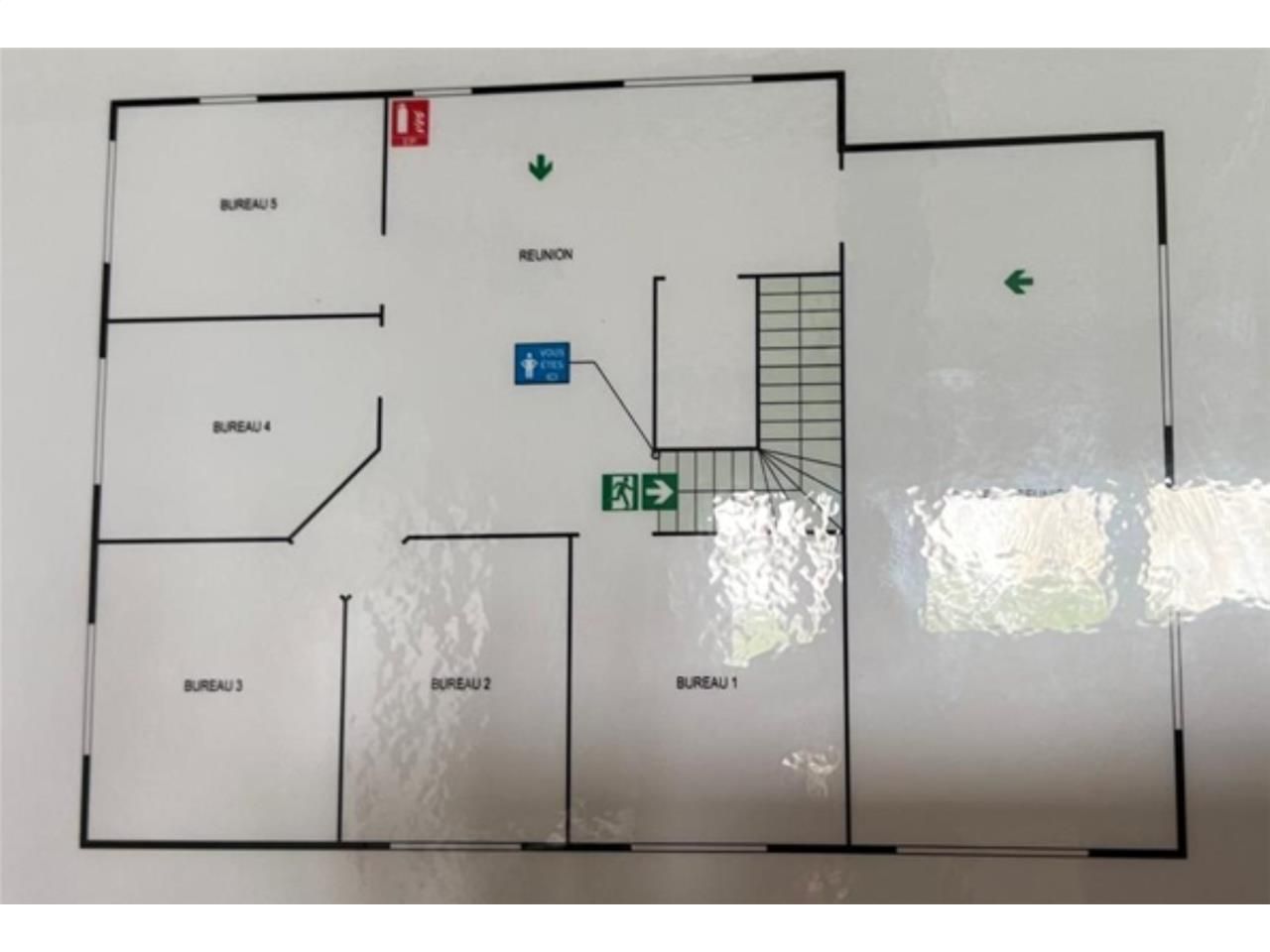 Location bureaux 370 m² divisibles à partir de 170 m²