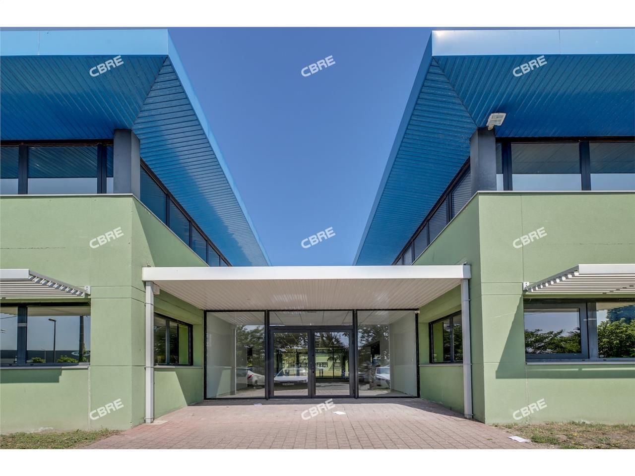 A LOUER BUREAUX. CBRE vous propose à la location 