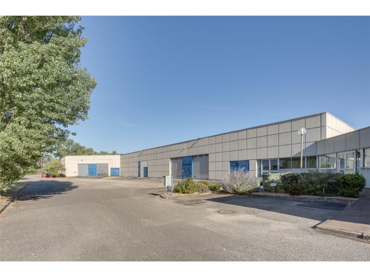 CBRE Bordeaux vous propose à l'acquisition des lo