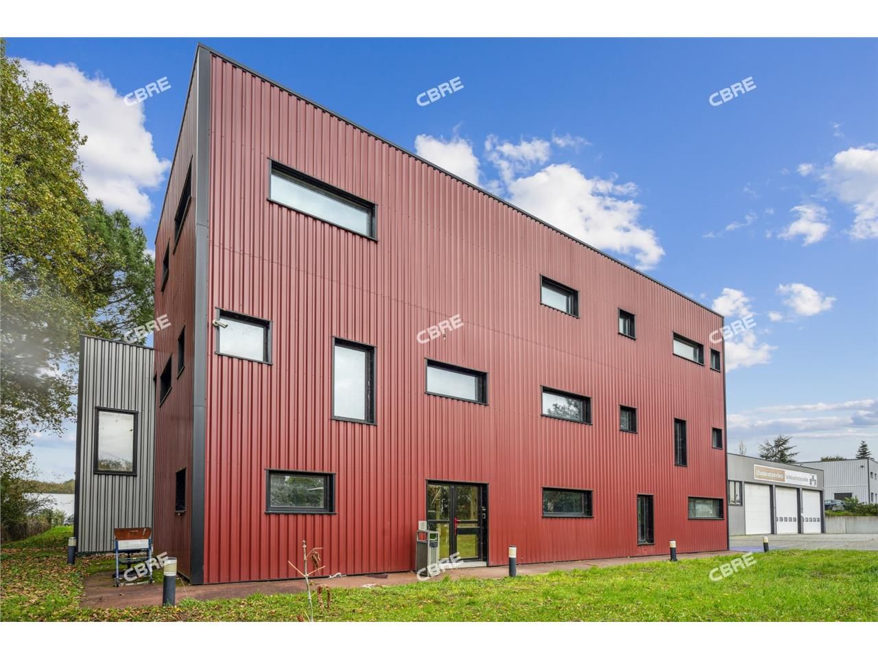 CBRE Bordeaux vous propose à la location un bâtim