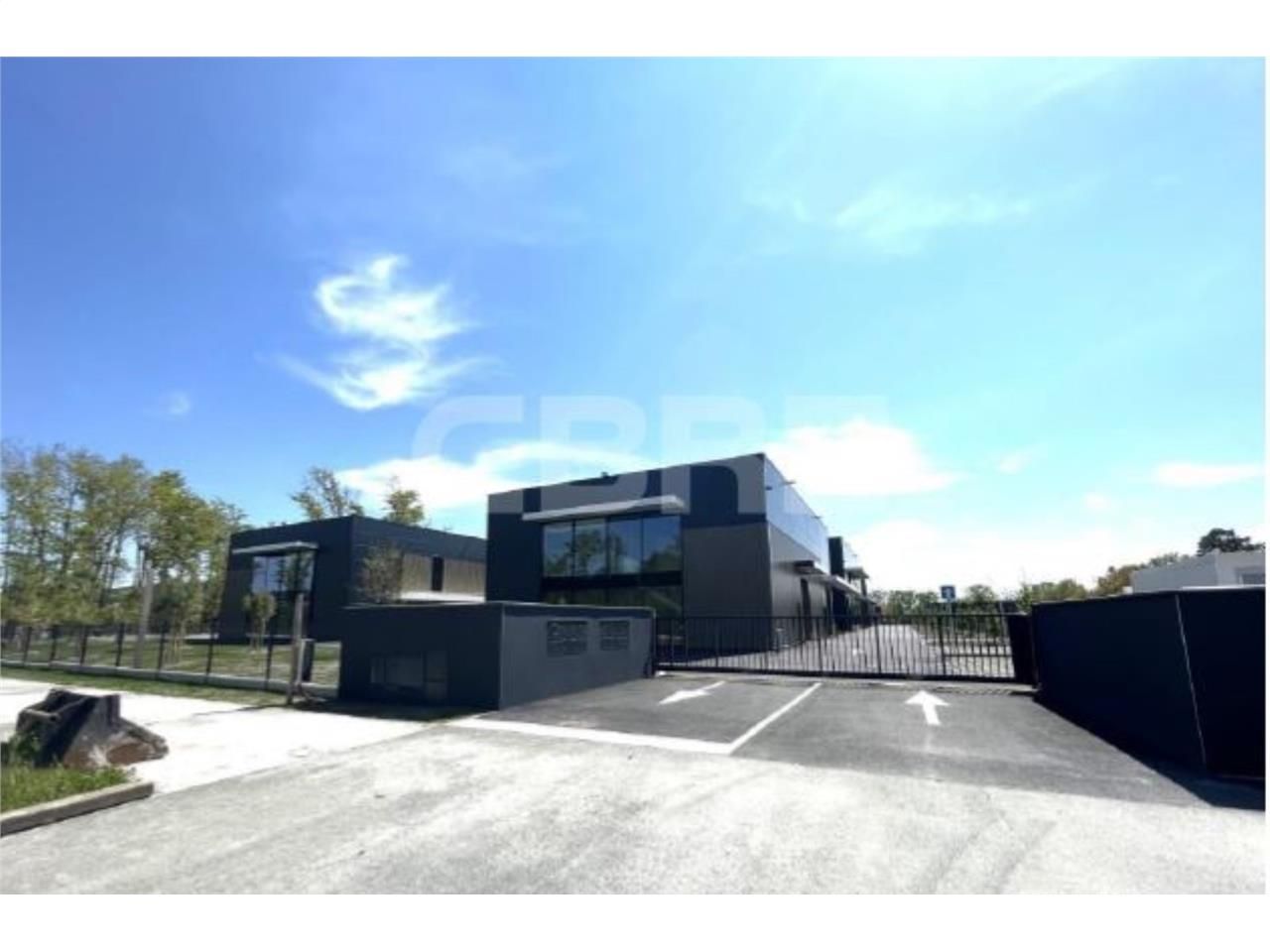 LOCATION : Au coeur du Parc d'Activités VERT CAST