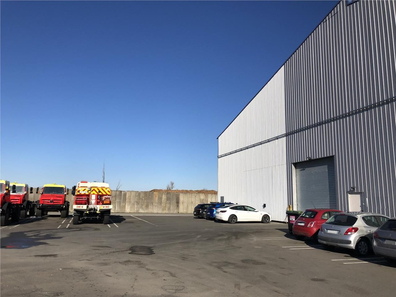 CBRE vous propose A LOUER, dans la Zone industrie