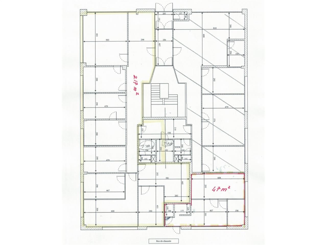 Location bureaux 426 m² divisibles à partir de 47 m²