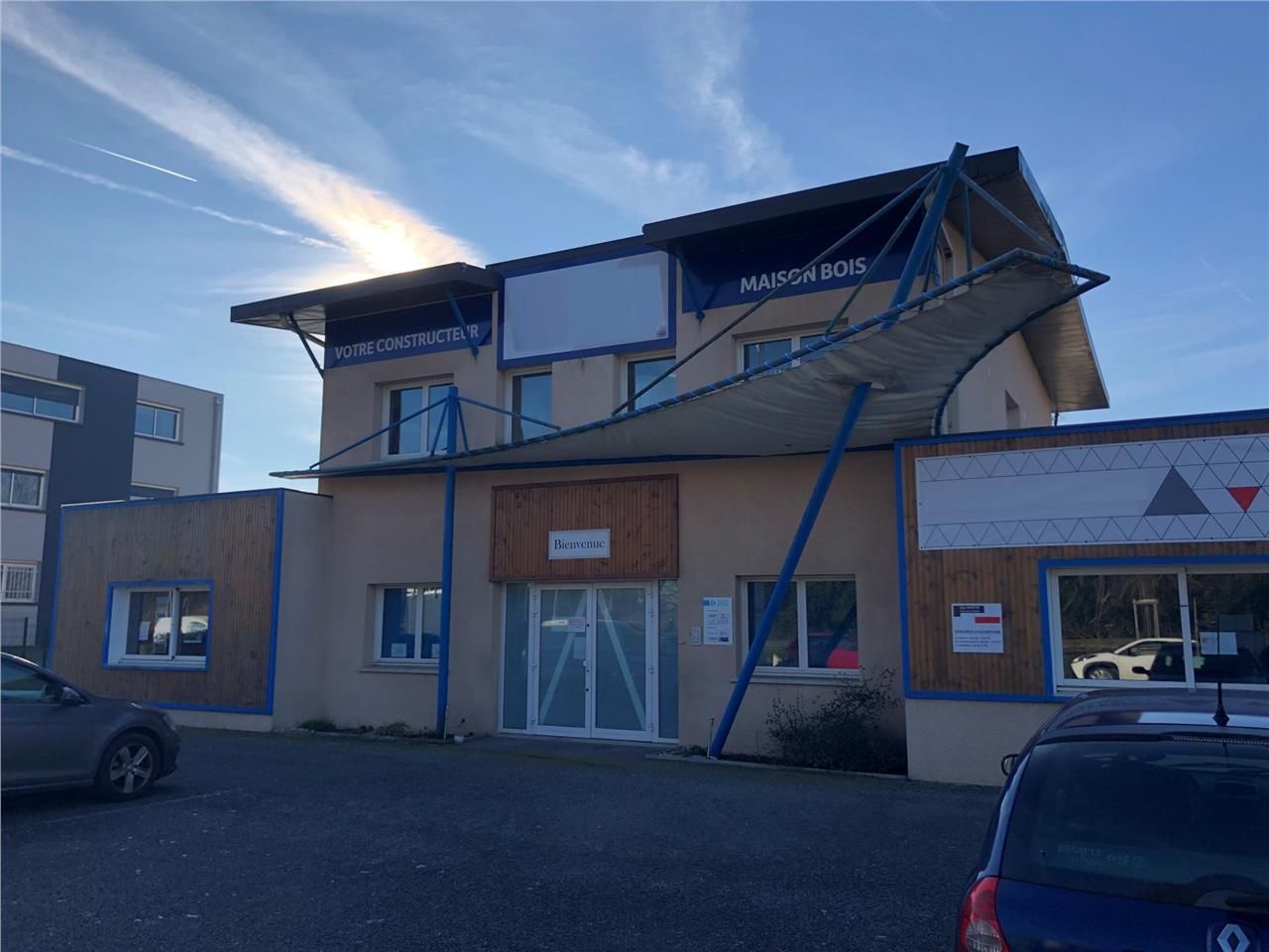 A LOUER, Bureaux de 80,32 m² de surface locative 