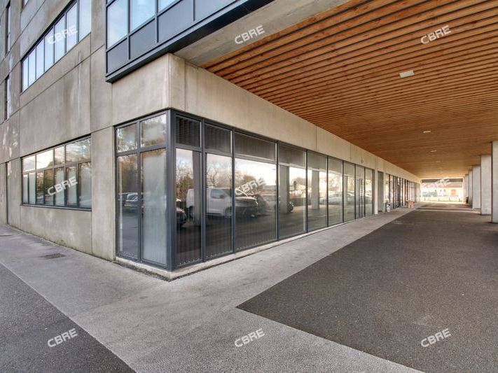 Au sein d'un bâtiment en R+2 disposant d'un patio