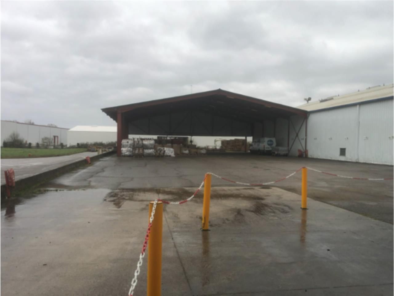 À LOUER : Entrepôt Logistique de Classe A - BOE, 