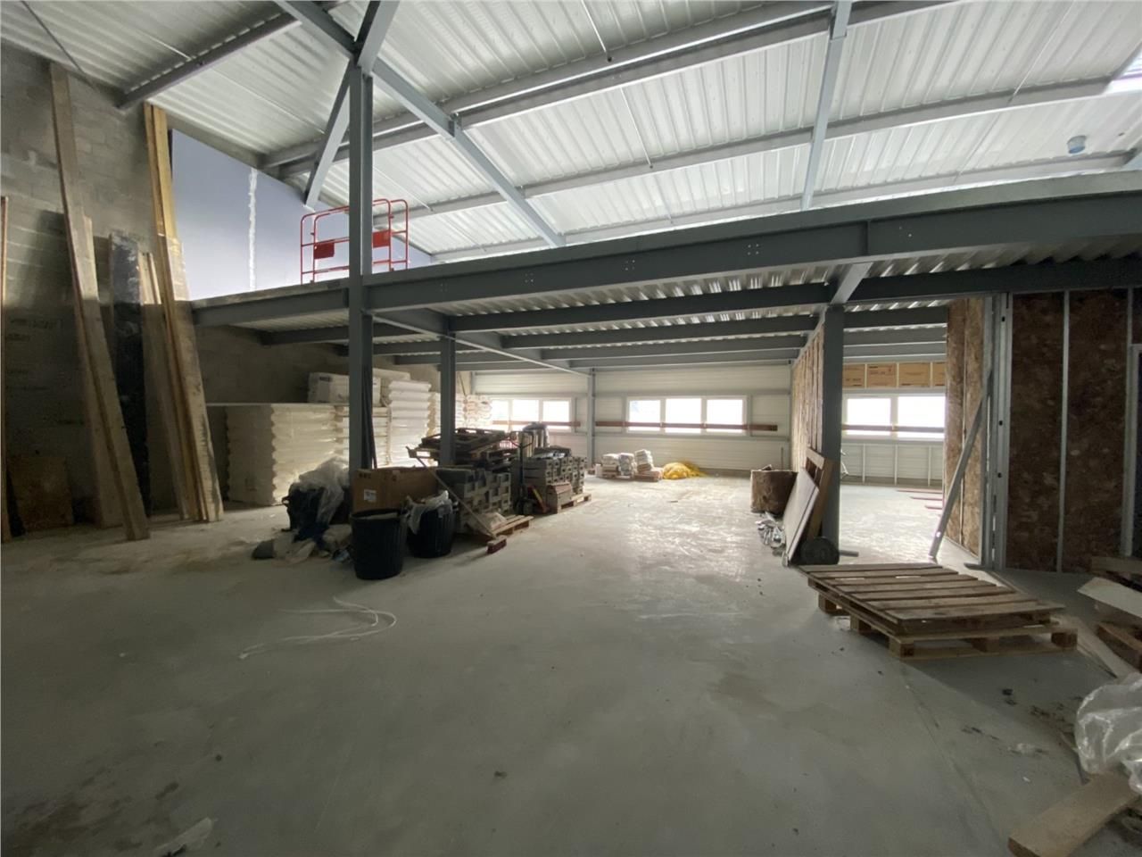 A louer - idéal artisan - TPE - PME : CBRE vous p