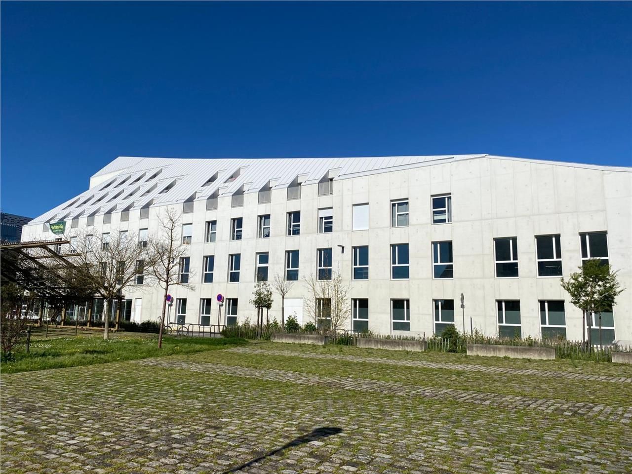 CBRE vous invite à venir découvrir cet opportunit