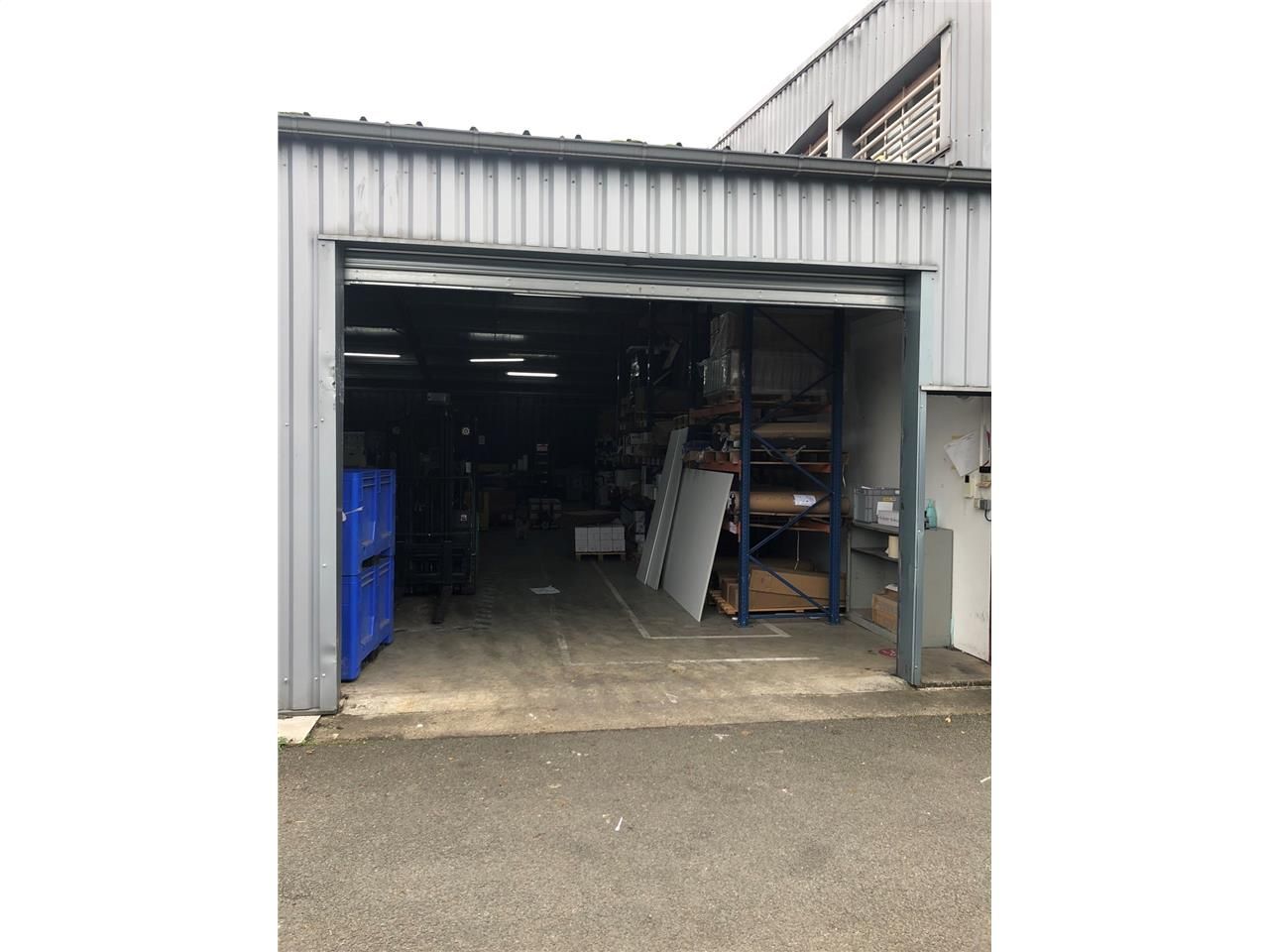 A VENDRE, bâtiment indépendant de plus de 1.000 m