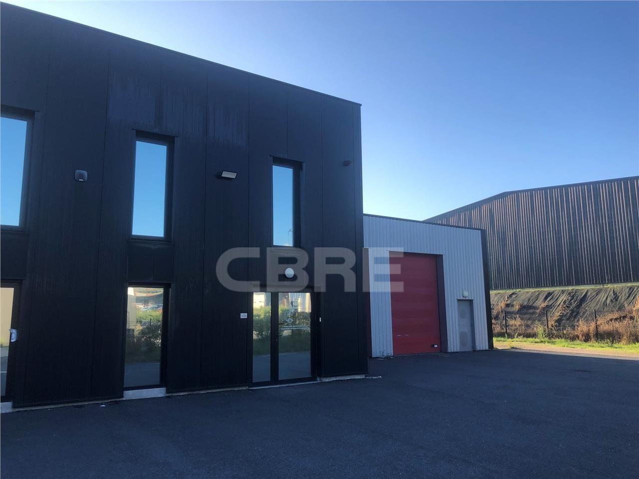 :A VENDRE, Bâtiment indépendant à Saint Loubes, p