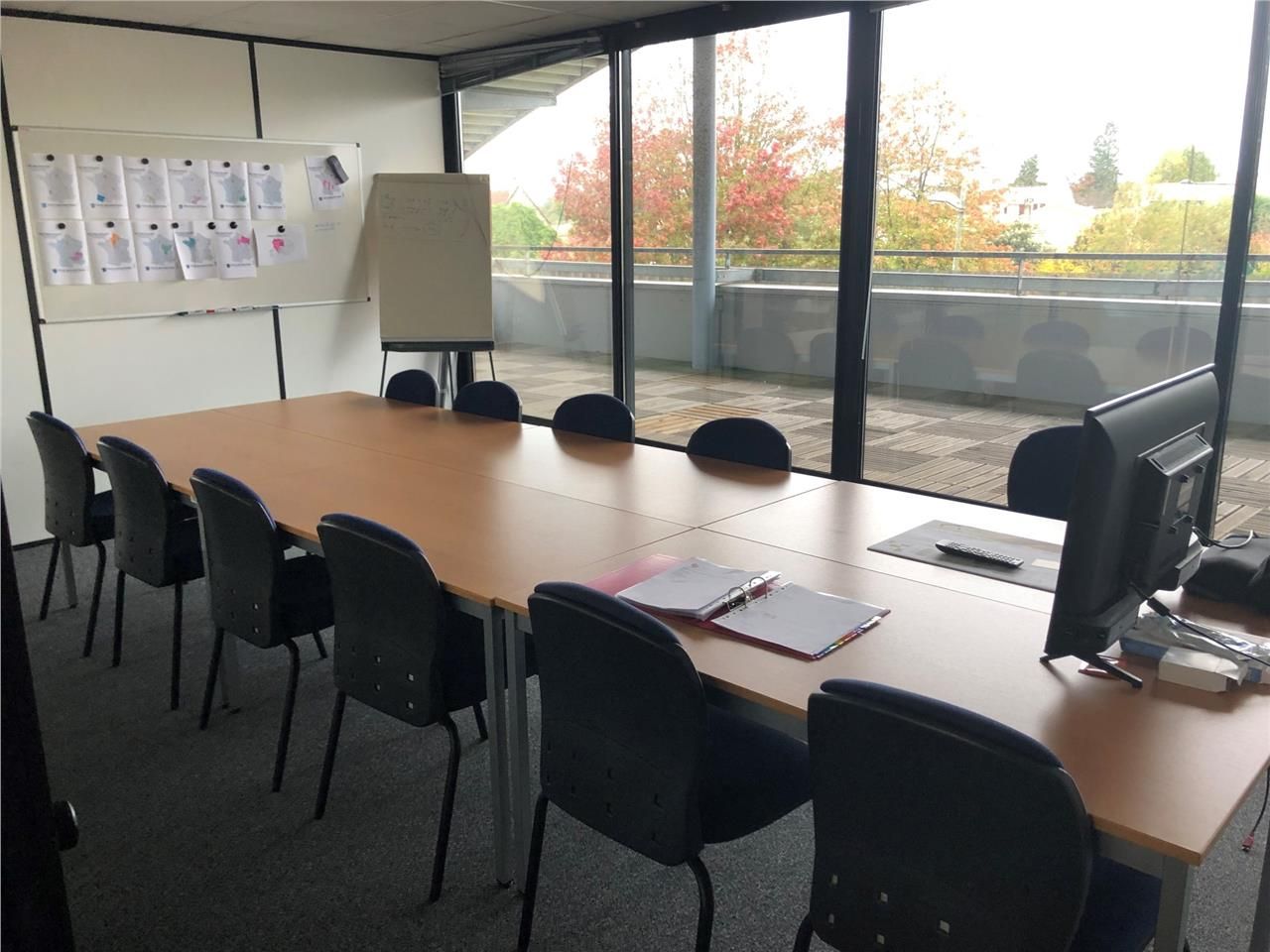 A LOUER, au sein de la zone des Mondaults à Floir