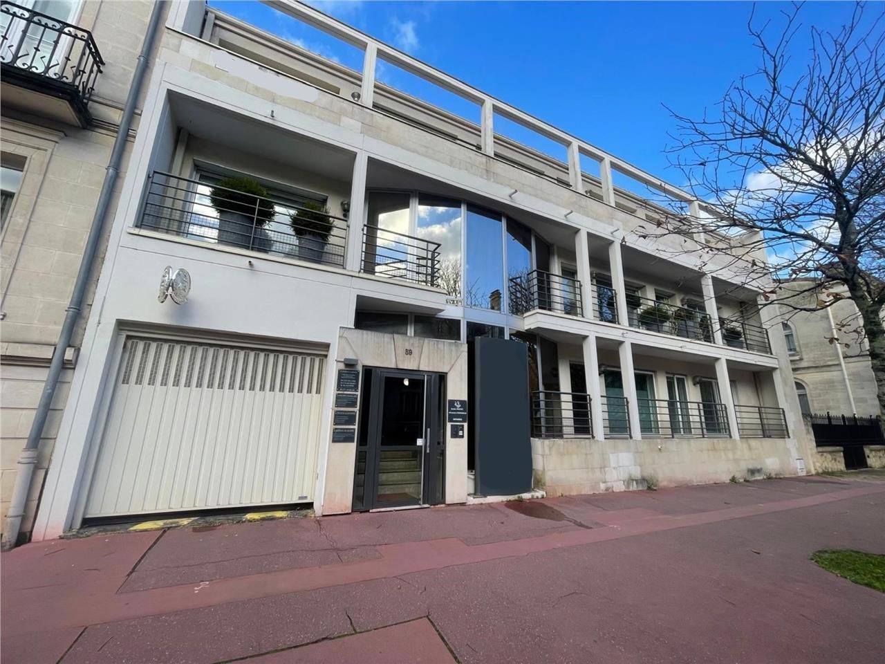 CBRE BORDEAUX vous propose à la location, au sein