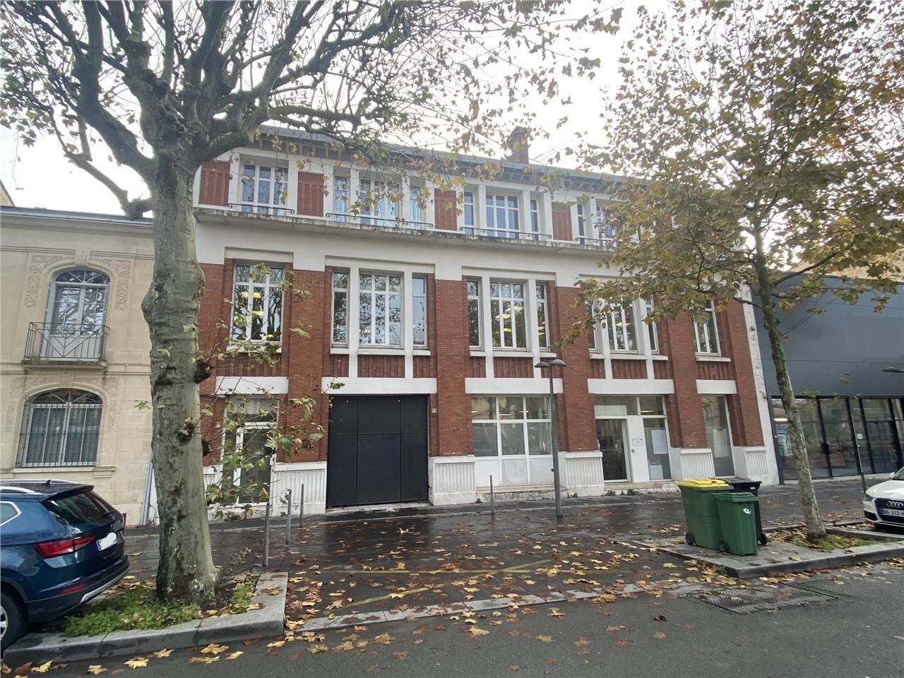 CBRE vous propose à la vente, à proximité de la P