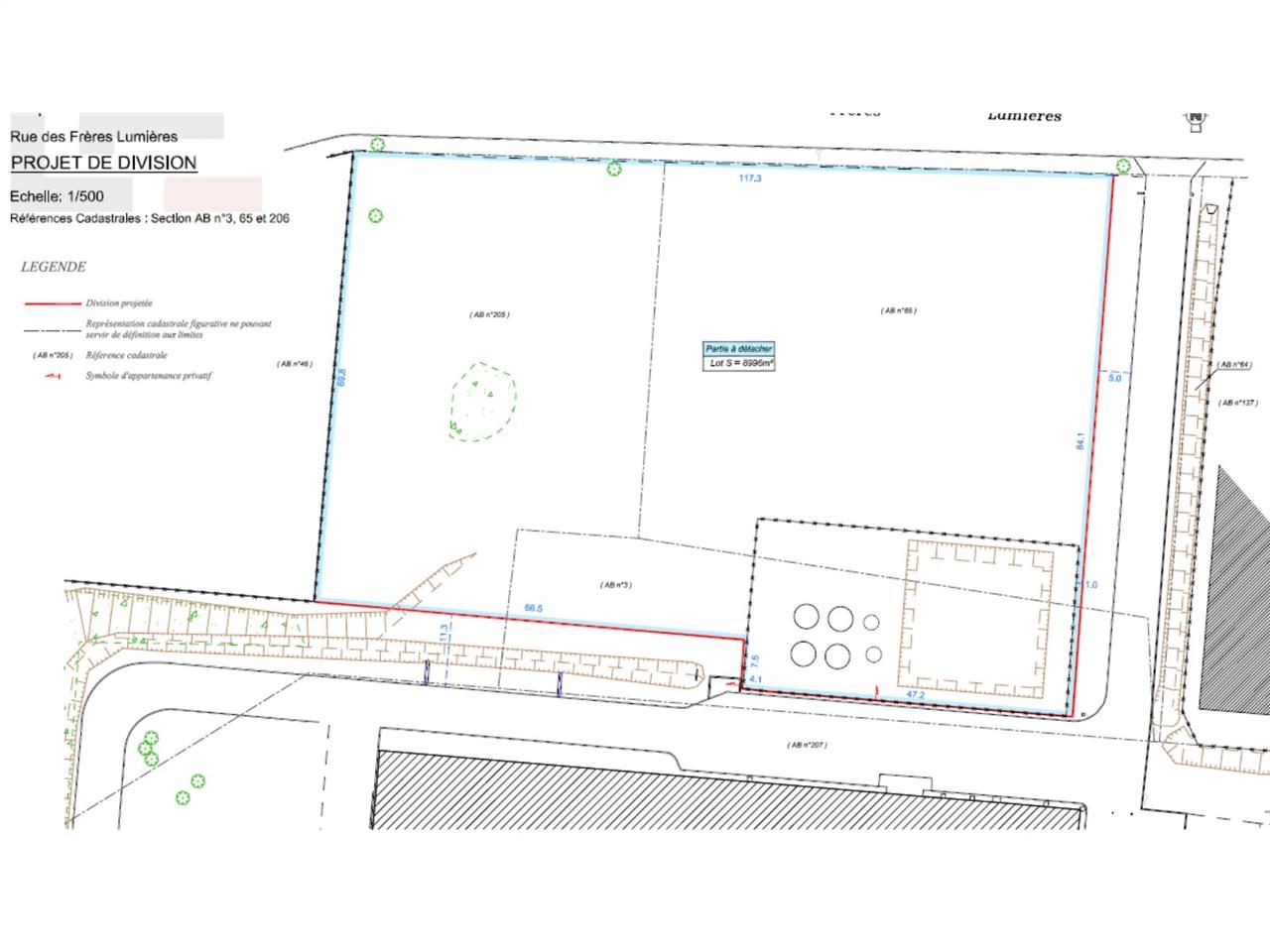 EXCLUSIVITE CBRE - A VENDRE, terrain de 8 900 m²