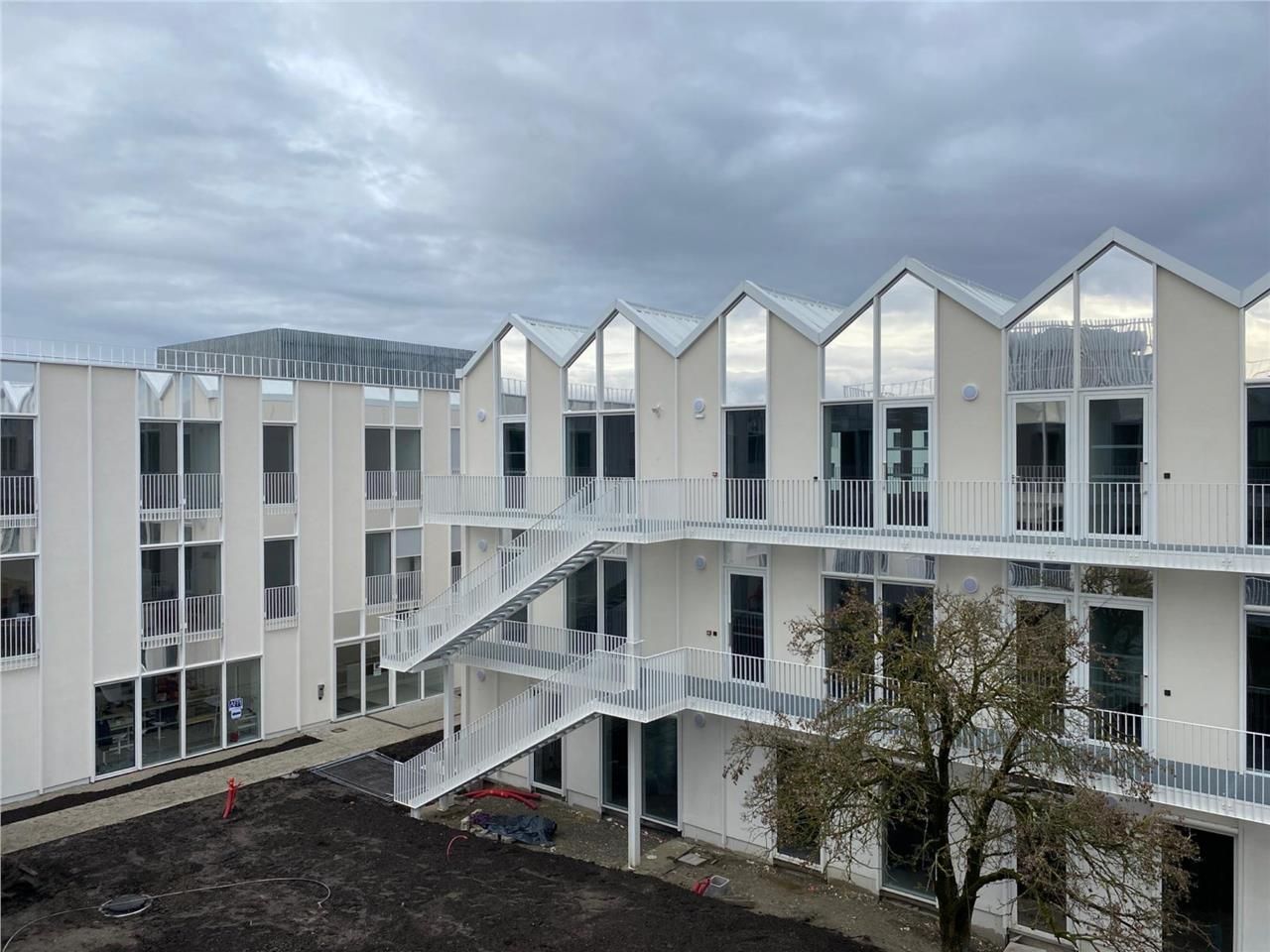 A VENDRE - A LOUER, CBRE vous propose un programm