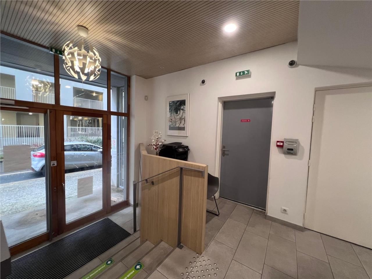 CBRE vous propose une offre idéalement situé Rue 