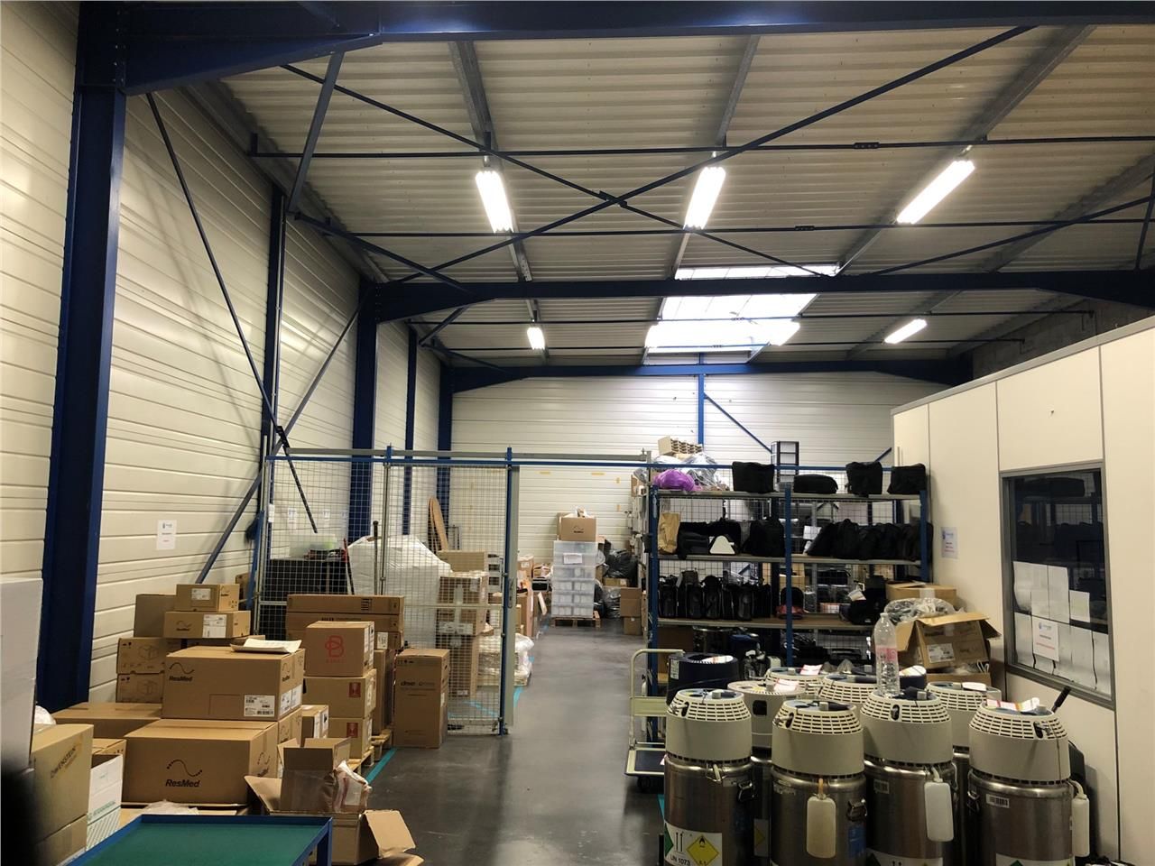 A LOUER - local d'activités à Artigues-près-Borde