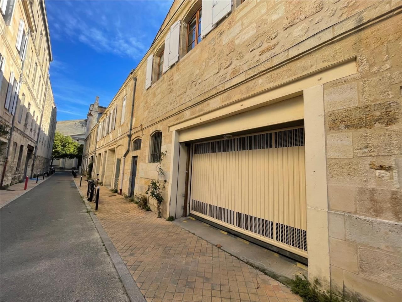 BORDEAUX - En plein coeur des Chartrons, CBRE vou