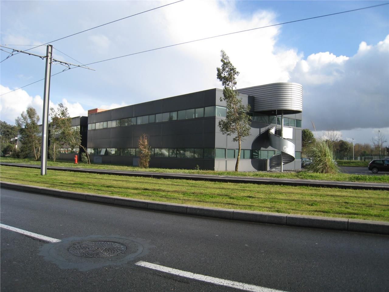 CBRE vous propose, au coeur de la zone UNITEC à P