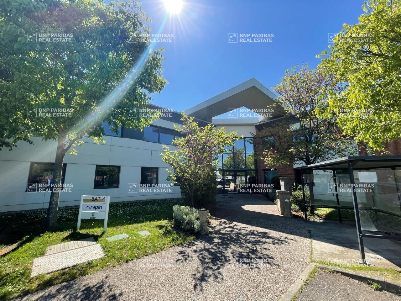 Location Bureaux 605 m² non divisibles 31100 Toulouse