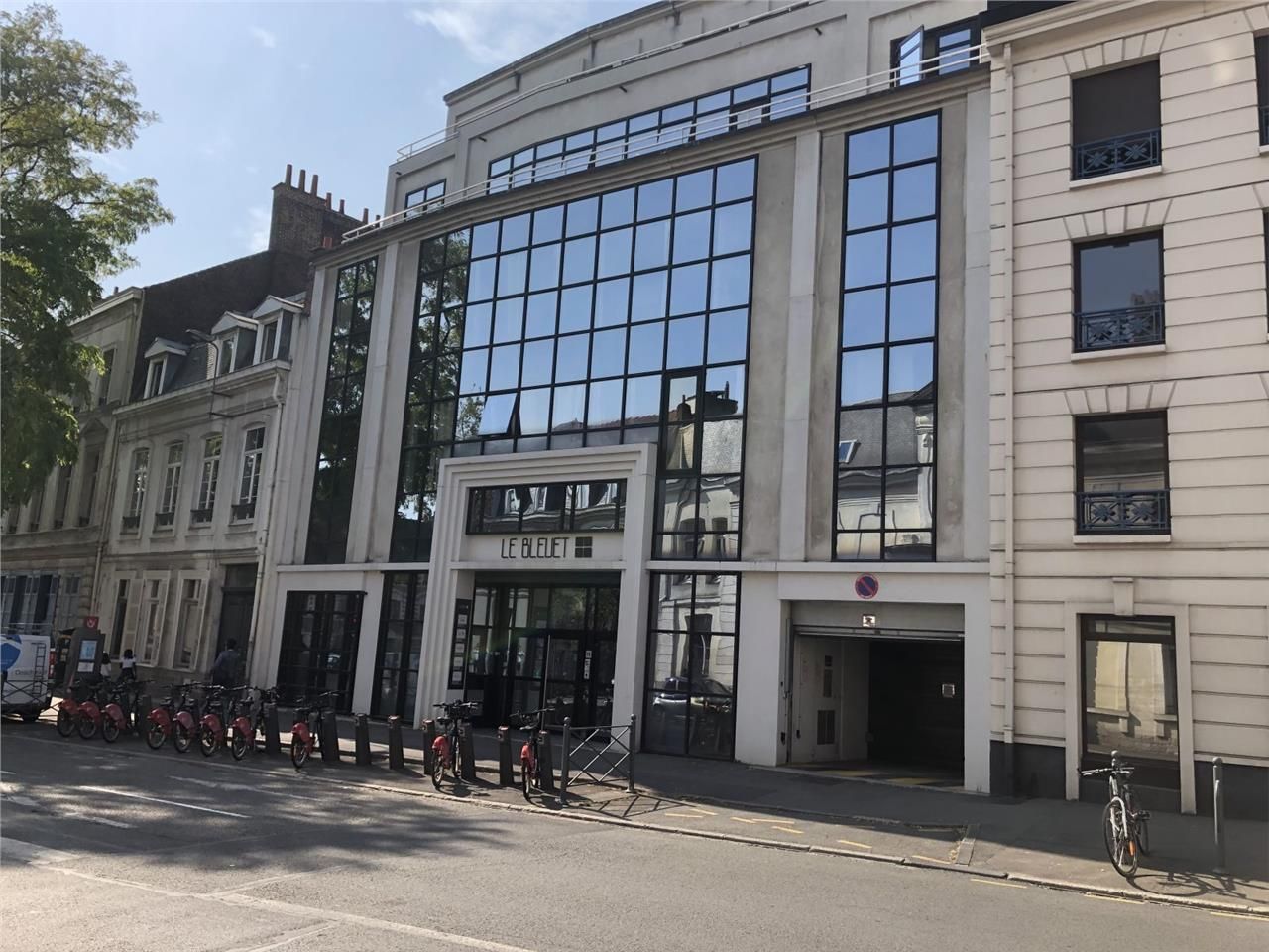 CBRE vous propose ces plateaux de bureaux, dispon