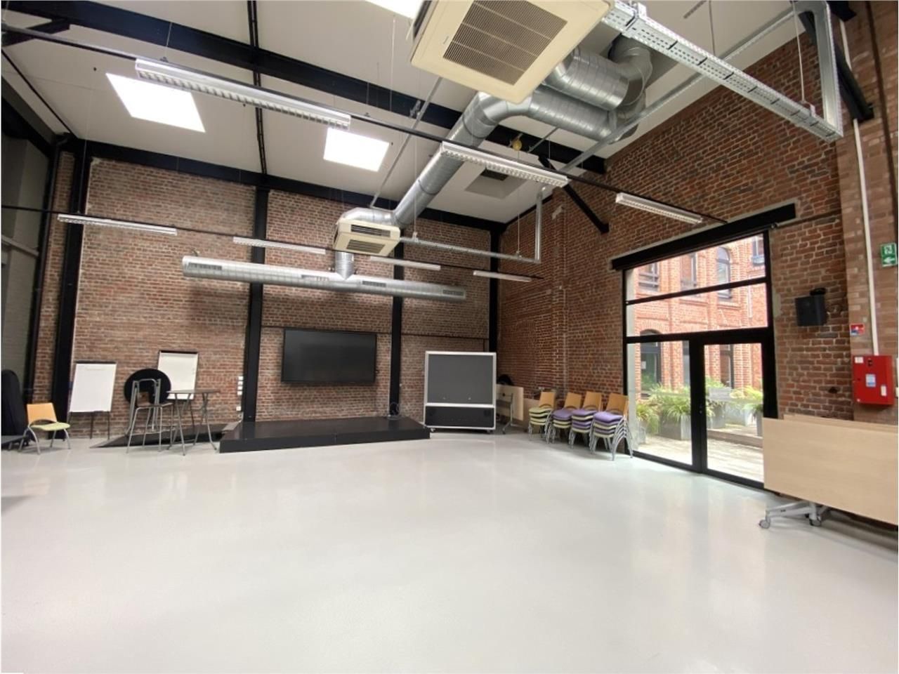 CBRE Lille vous propose ce bel immeuble indépenda