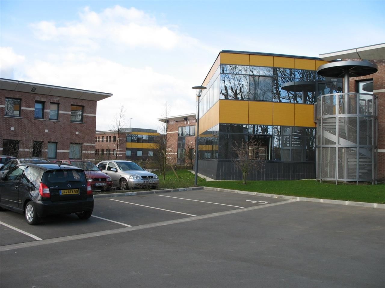 CBRE spécialiste de l'immobilier d'entreprise vou