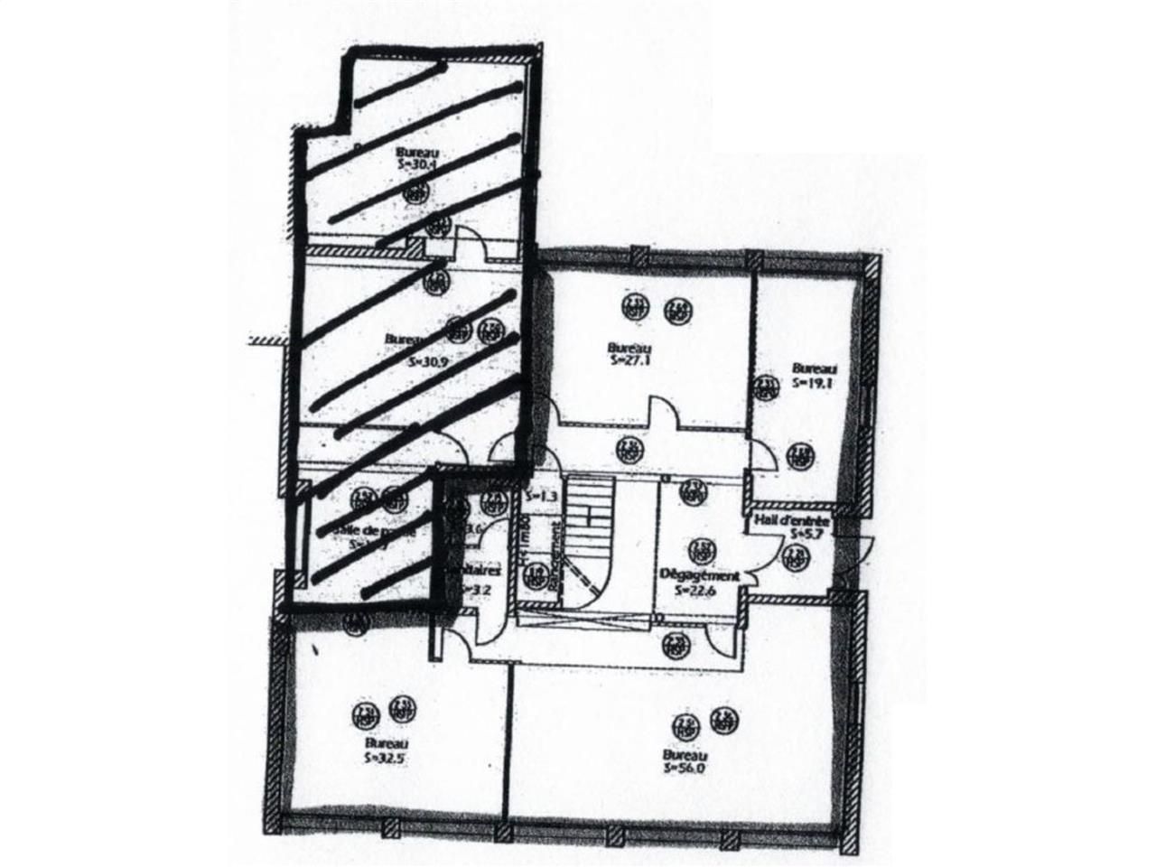 Location bureaux 420 m² non divisibles