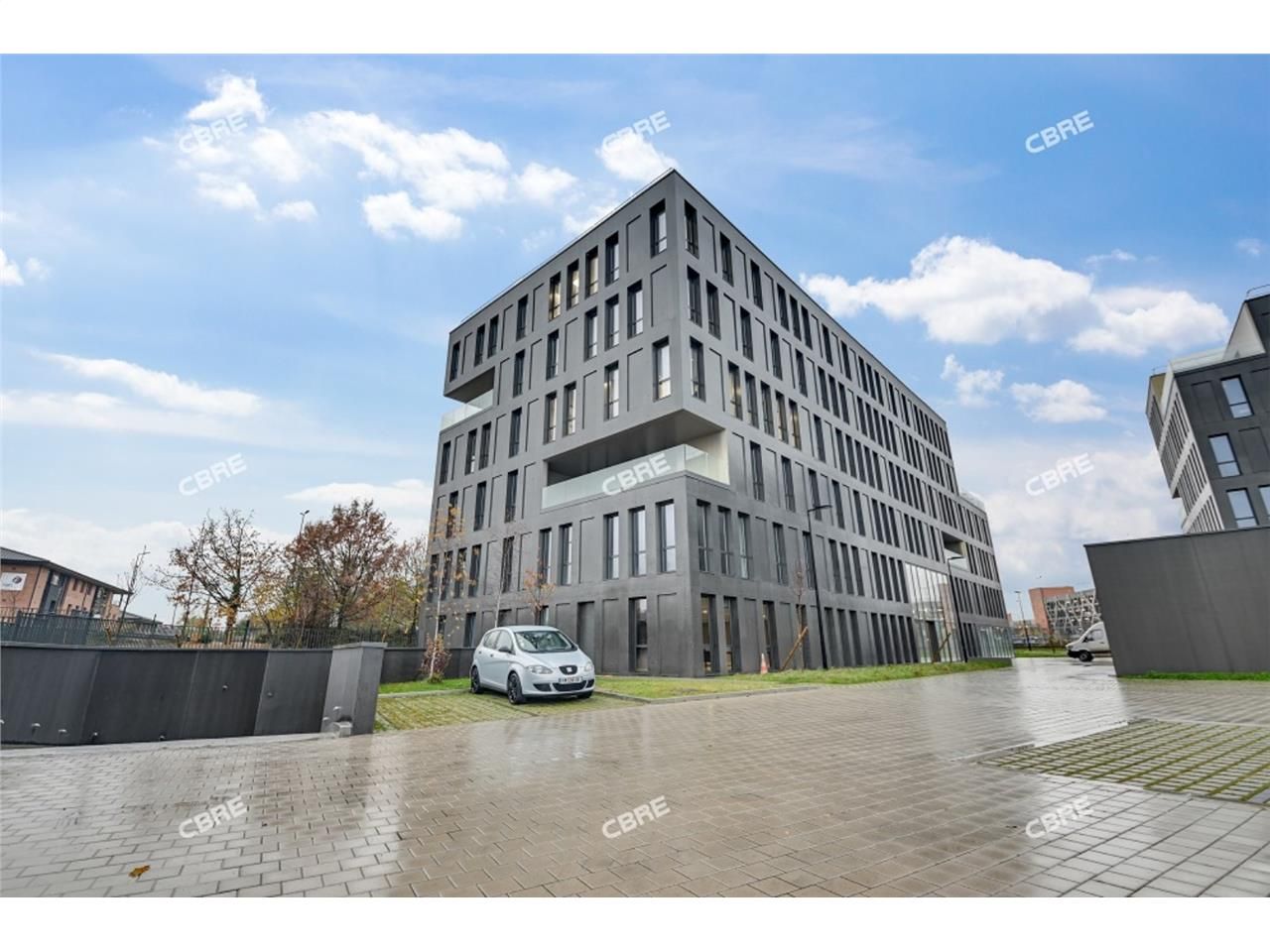 CBRE spécialiste de l'immobilier d'entreprise vou