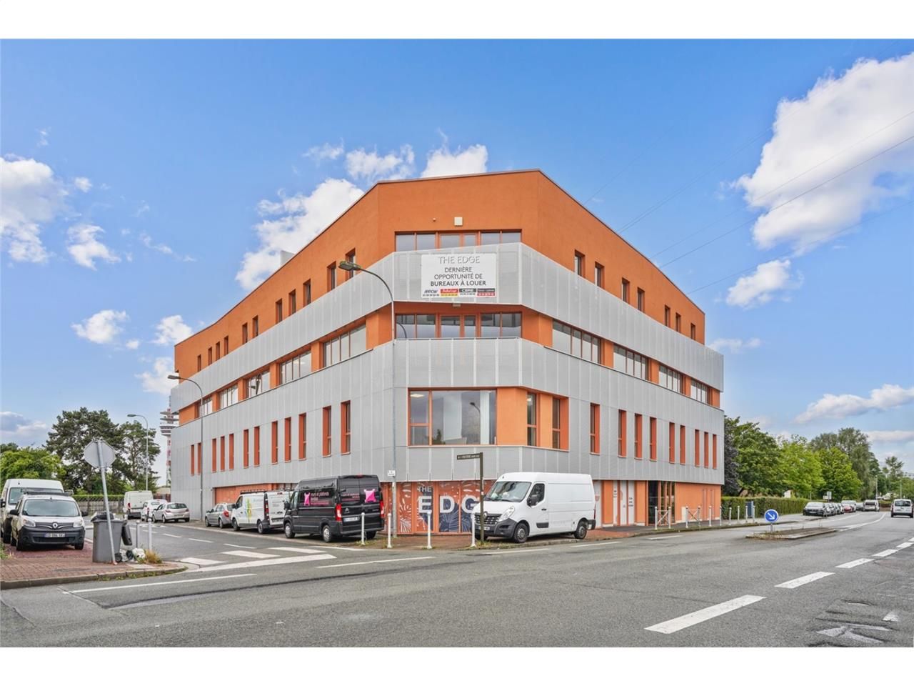 CBRE Lille vous propose à la location des bureaux