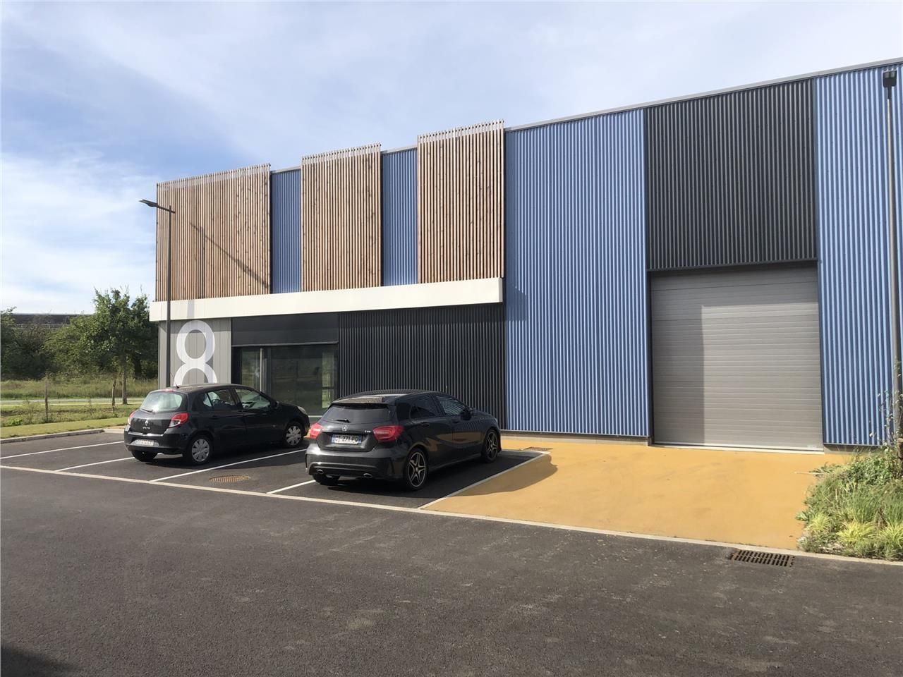 A louer ou à vendre, surfaces d'activité neuves d