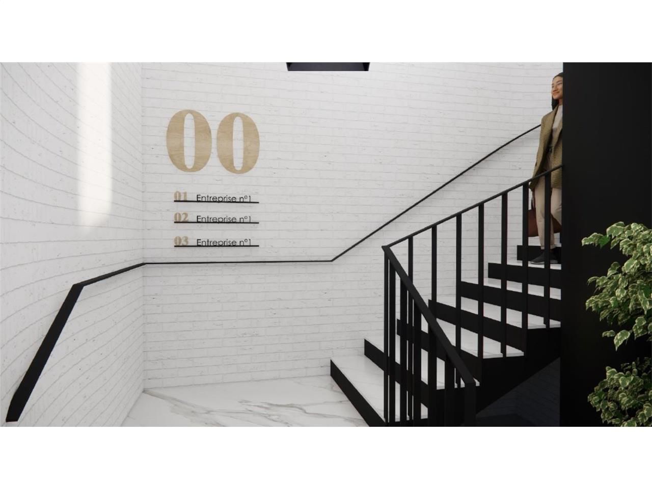 Idéalement situé à deux pas des gares, du centre-