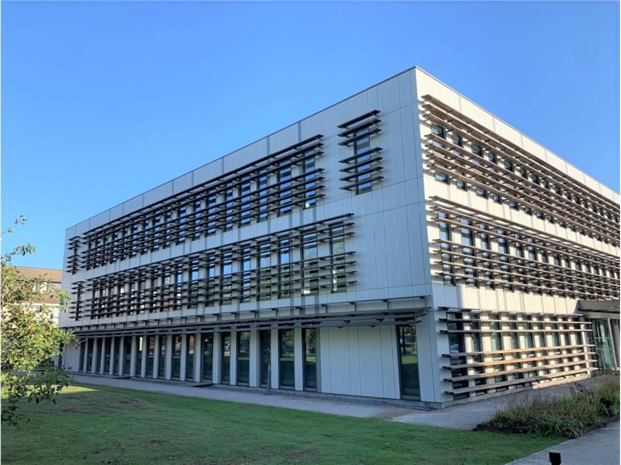 Situé au coeur du Pôle d'Excellence de la Haute-B