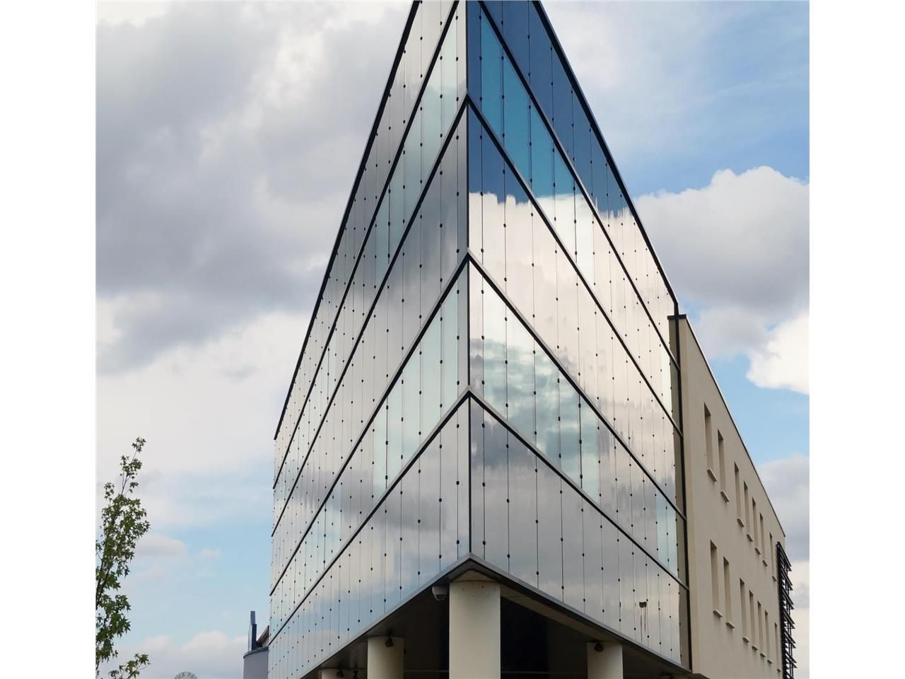 CBRE vous propose à la location ce bâtiment indép