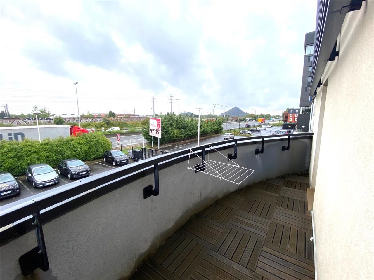 CBRE vous propose à la location ce bâtiment indép