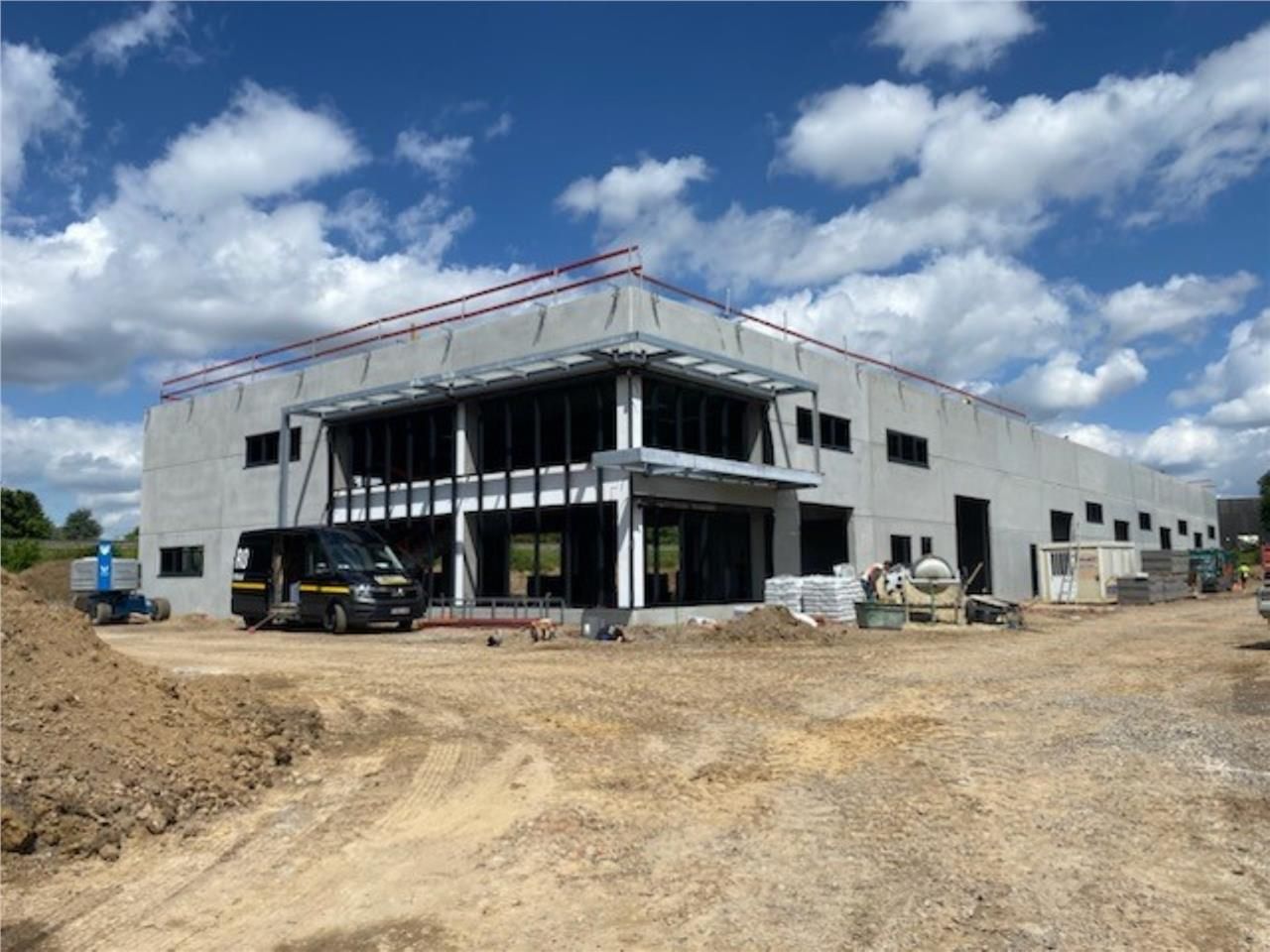 CBRE vous propose à la location des surfaces d'ac