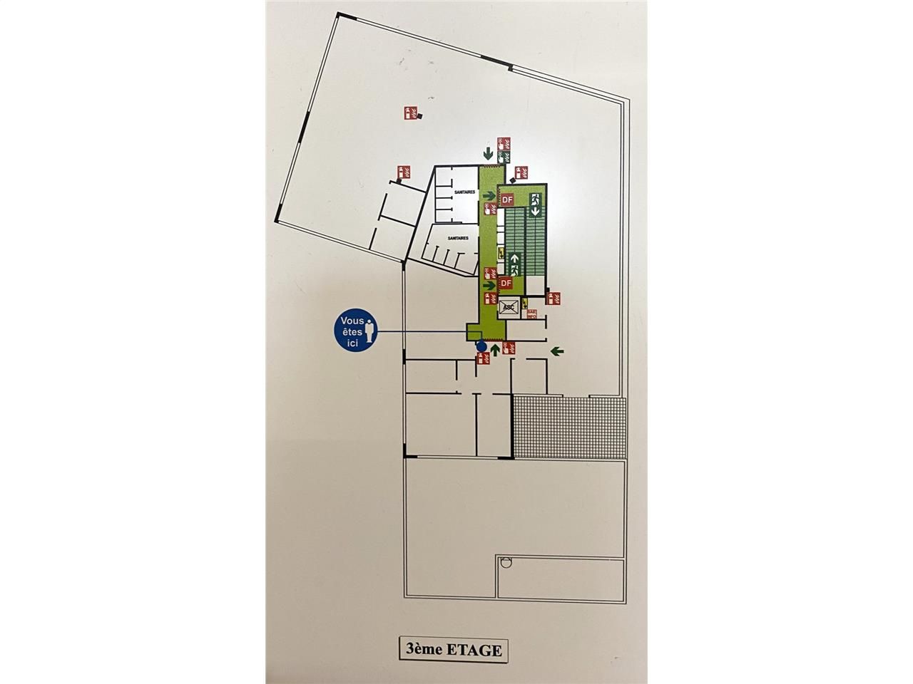 Location bureaux 658 m² non divisibles