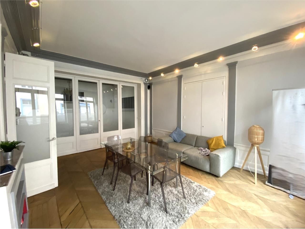 Installez votre société au coeur du Vieux-Lille, 