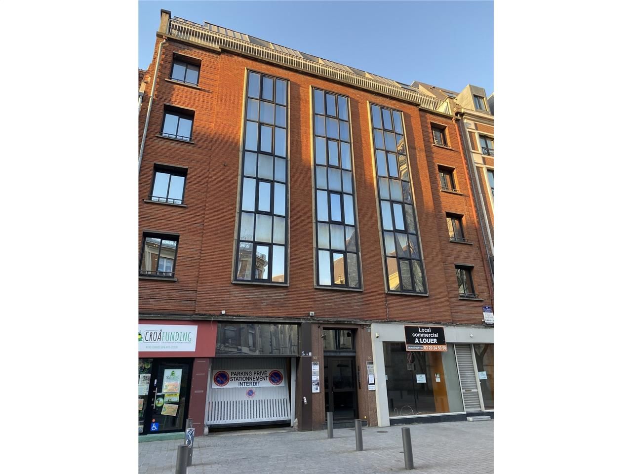 CBRE vous propose deux surfaces de bureaux  dispo