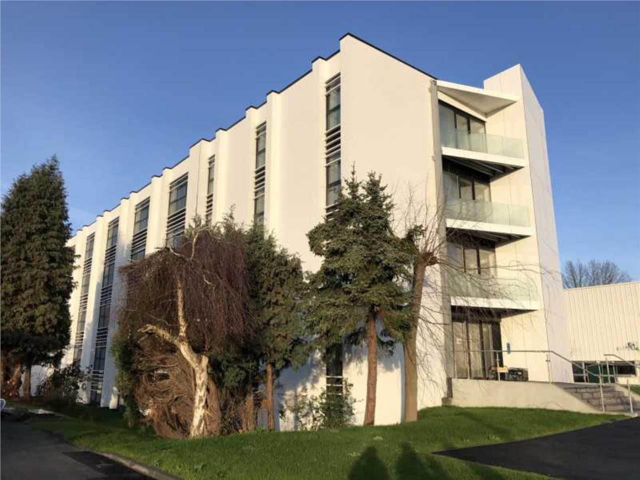 Situé Chemin Napoléon à Lille-Hellemmes, à proxim