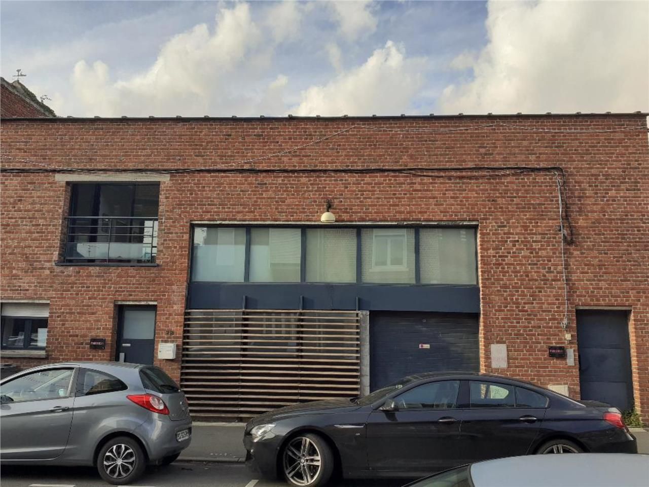 À 100 m d'EuraTechnologies et 50 m de la Polyclin